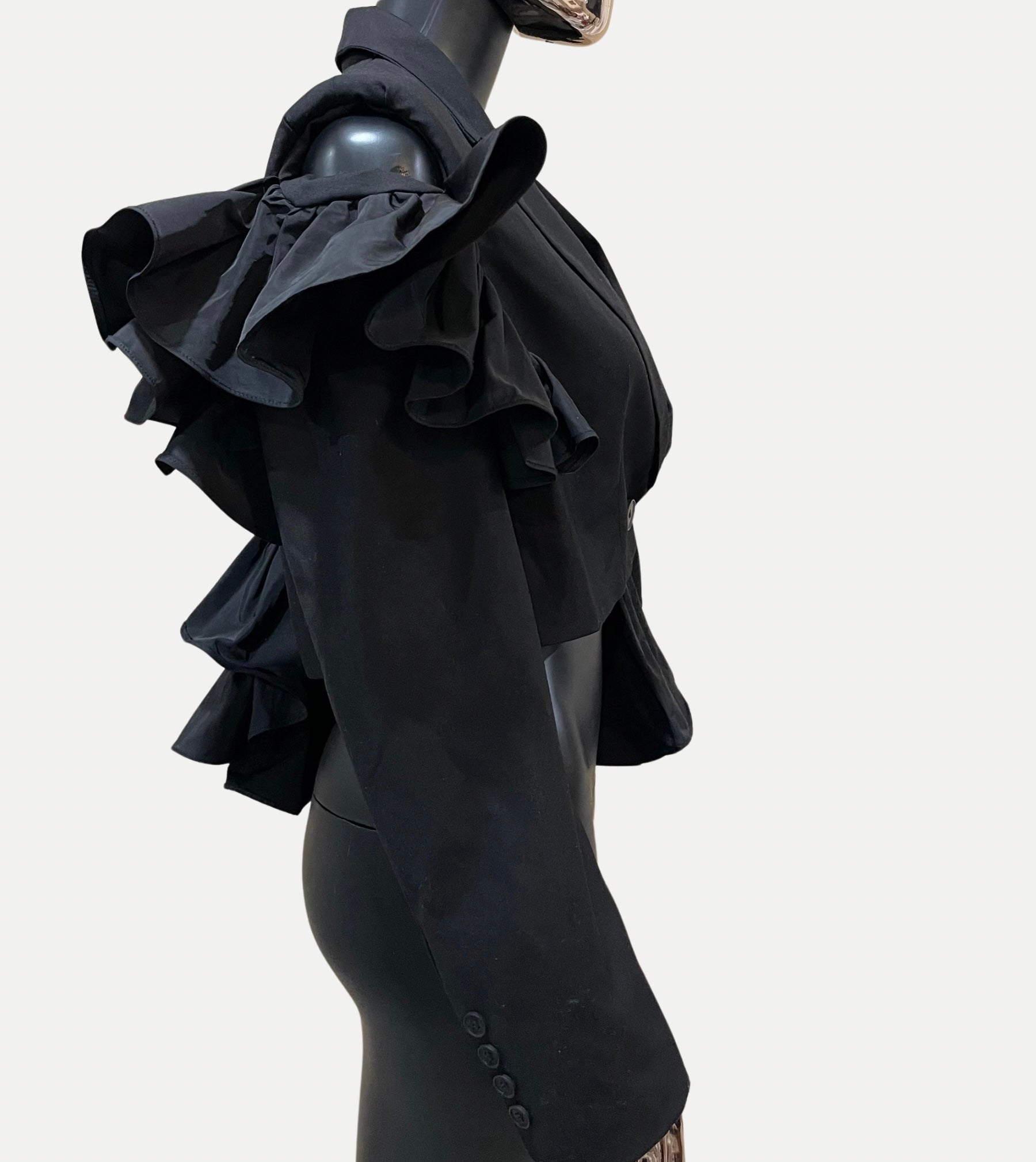 GOLDxTEAL gorgeous black cropped ruffled blazer.