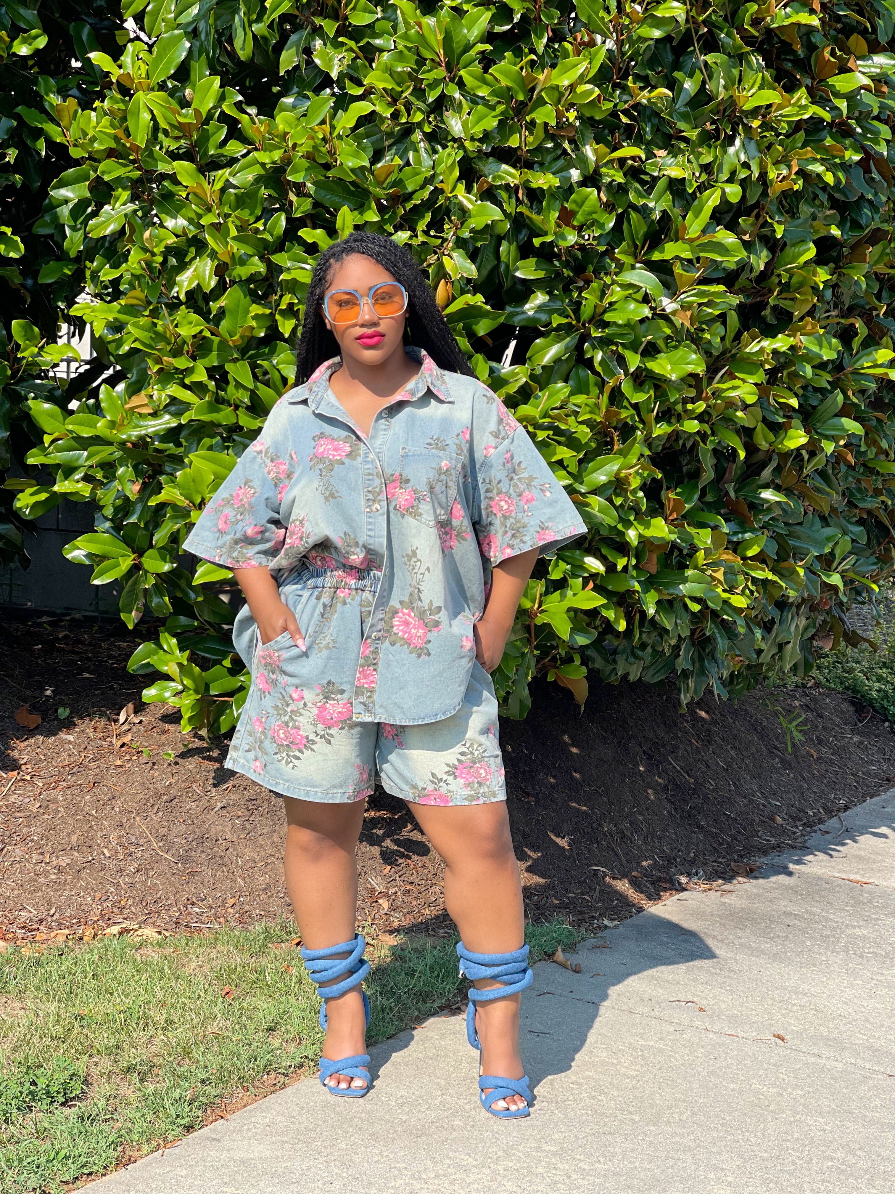 GOLDxTEAL vintage floral print wide leg denim shorts.