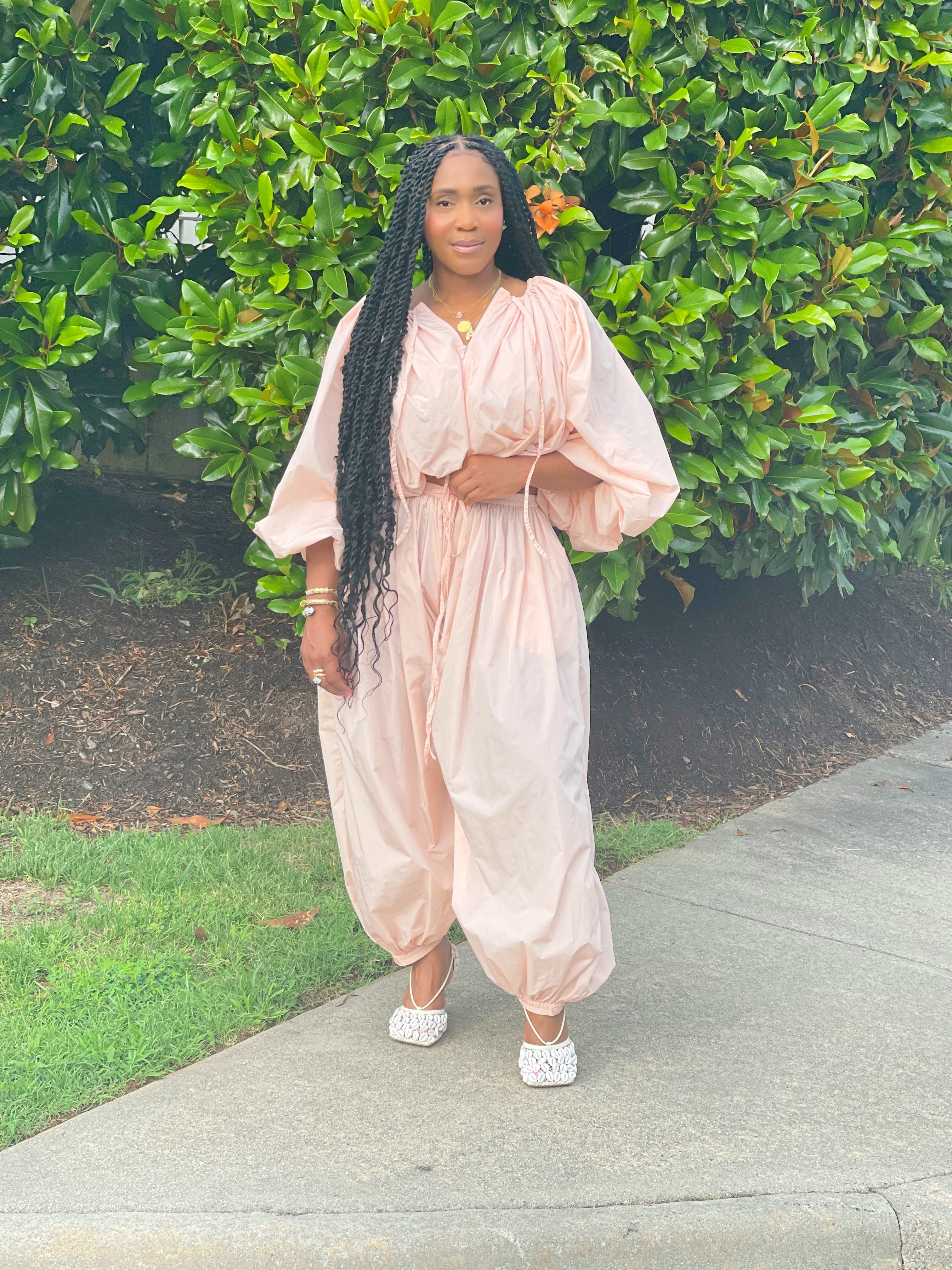 GOLDxTEAL pink pleated crop jacket blouse.