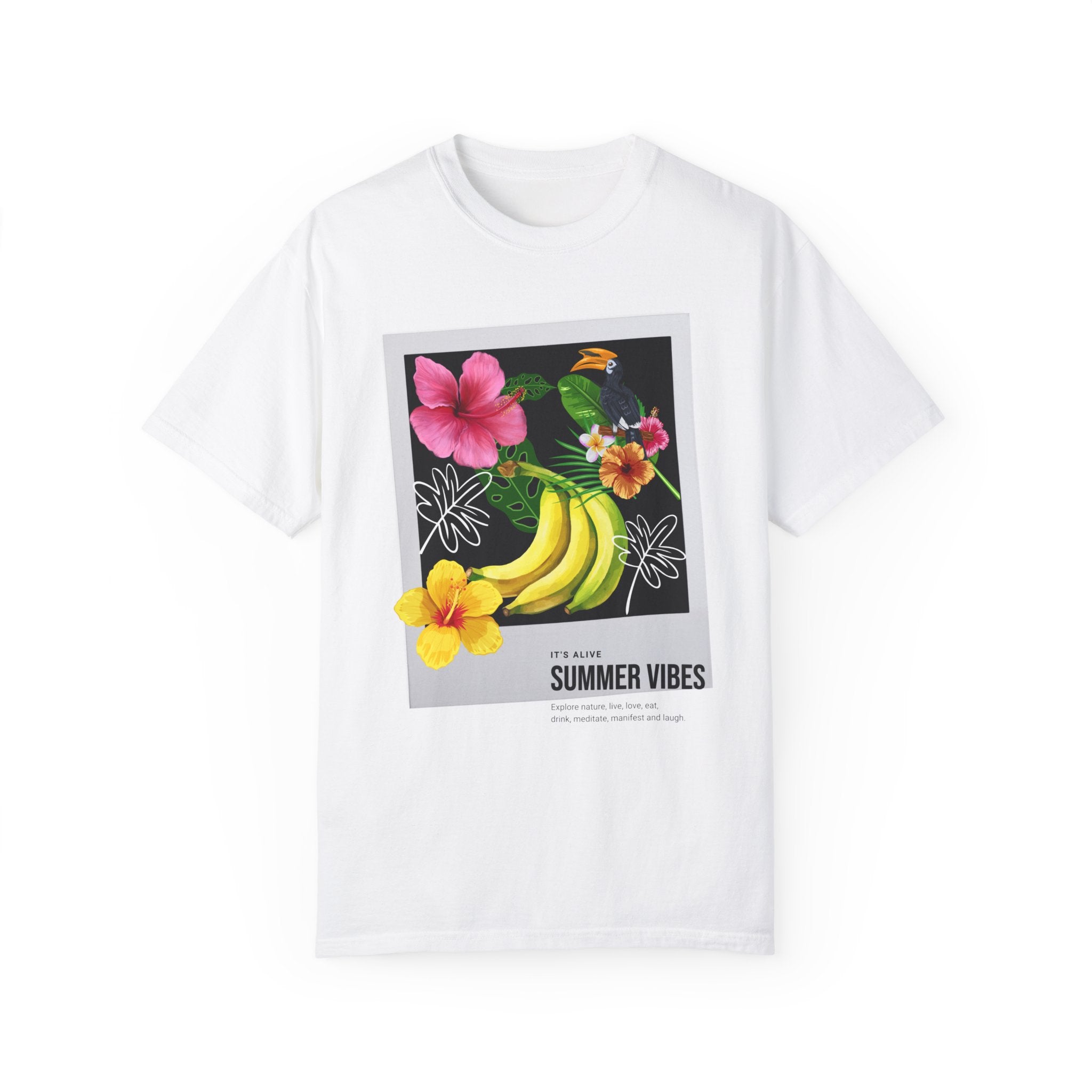 GOLDxTEAL bold tropical graphic t-shirt.