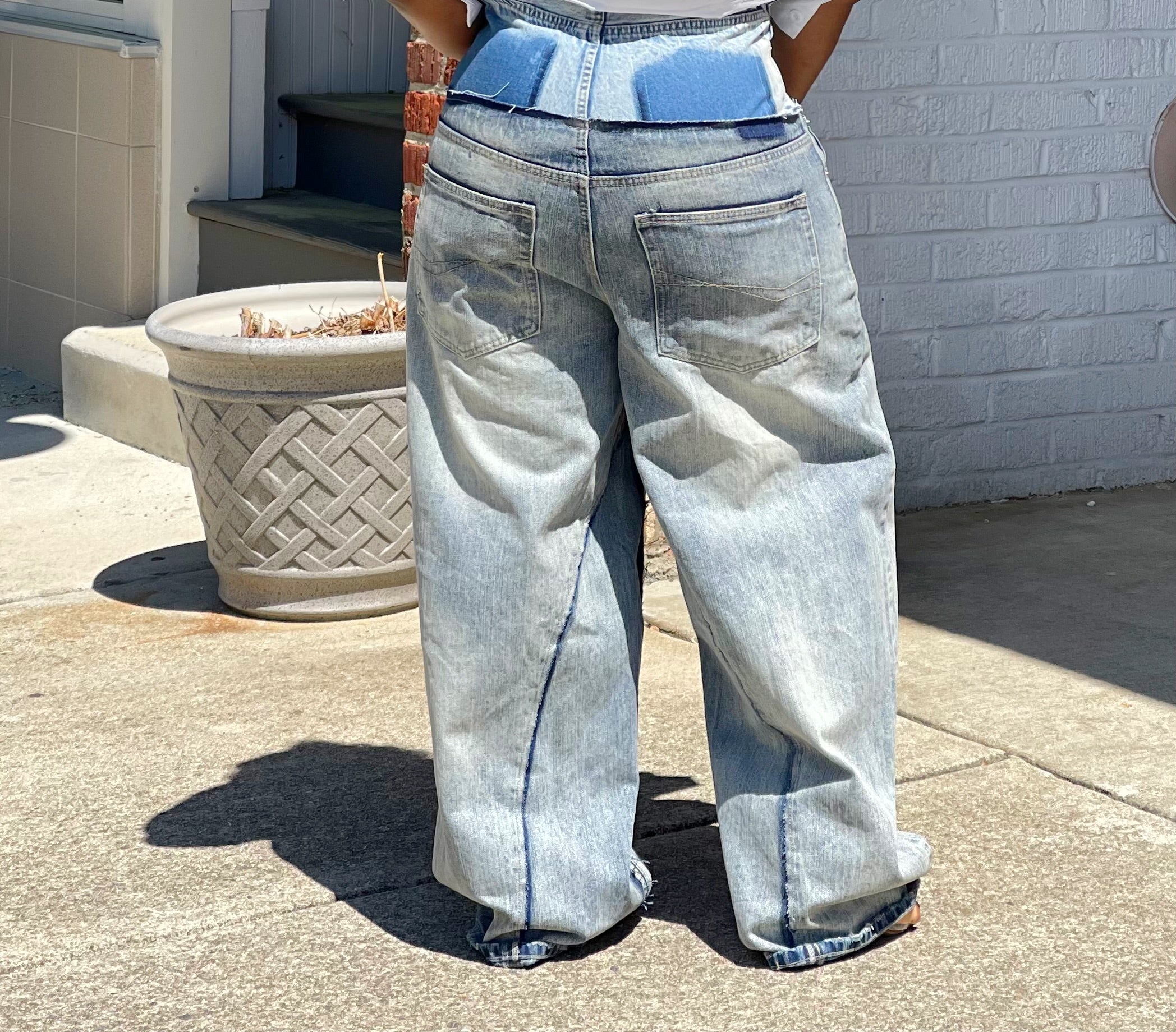 GOLDxTEAL REVAMPLED JEANS.