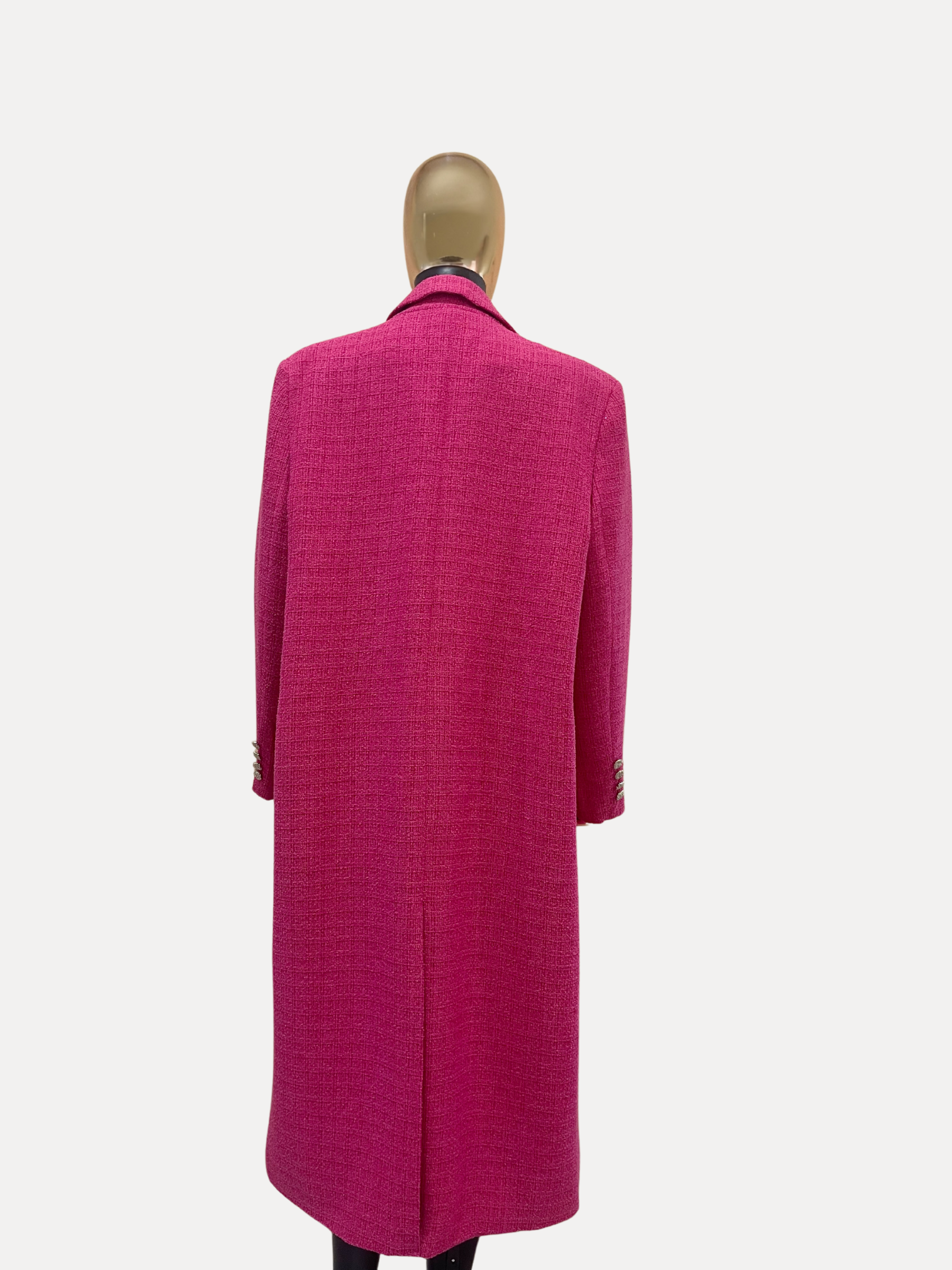 GOLDxTEAL chic 2pc pink long overcoat set with matching vest.