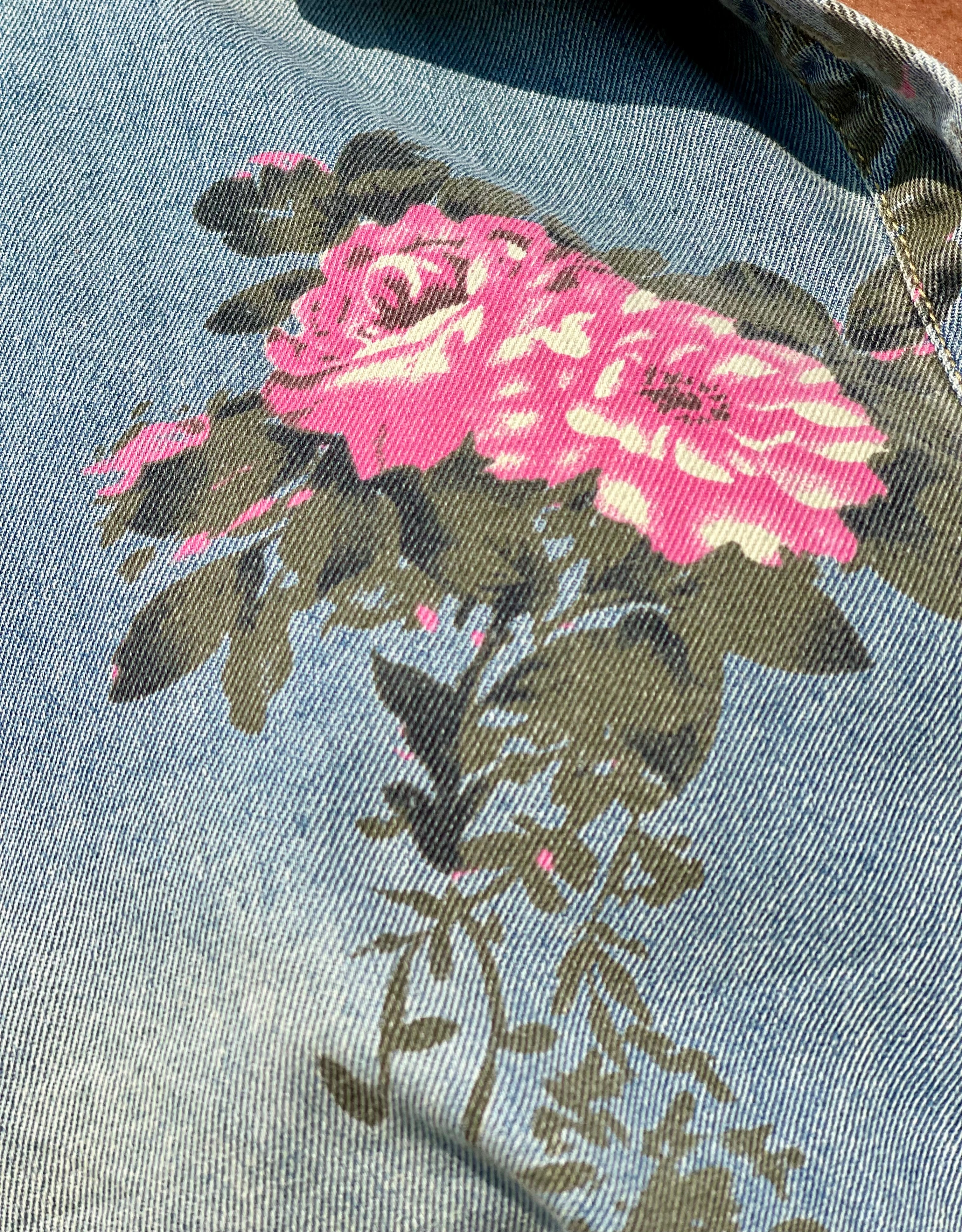 GOLDxTEAL vintage floral print wide leg denim shorts.