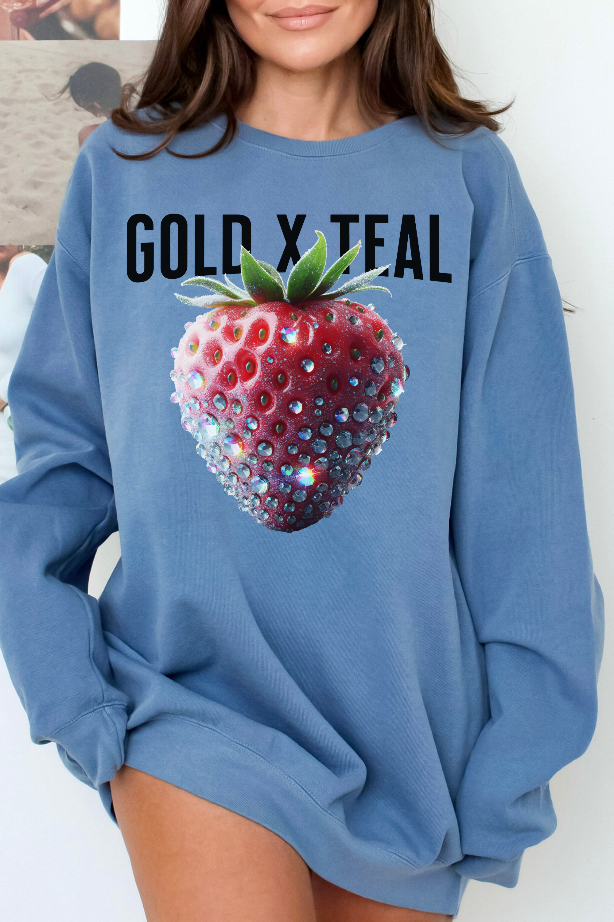 GOLDxTEAL cool strawberry graphic sweatshirt.