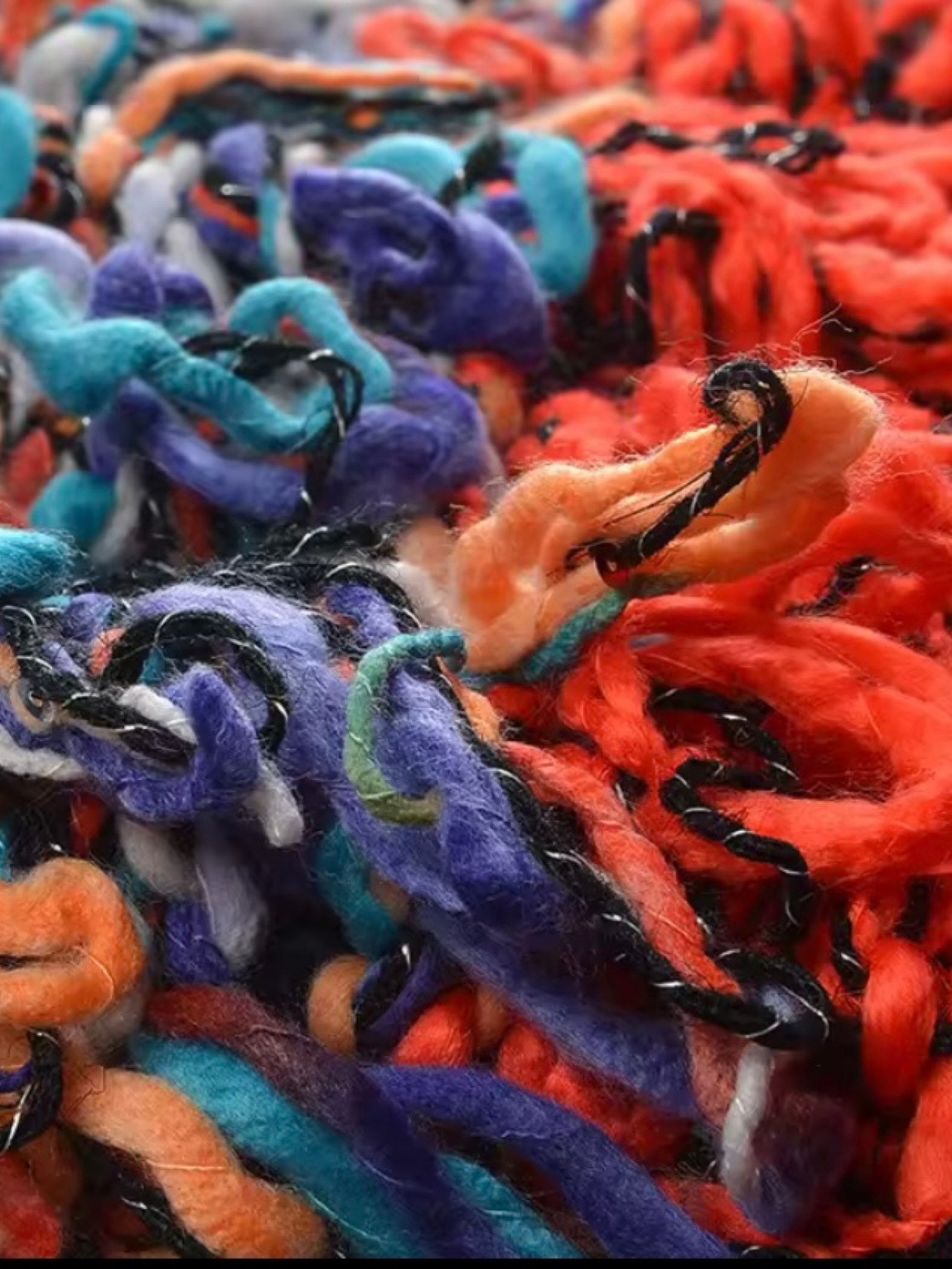 GOLD x TEAL ARTE LOOP DETAILS