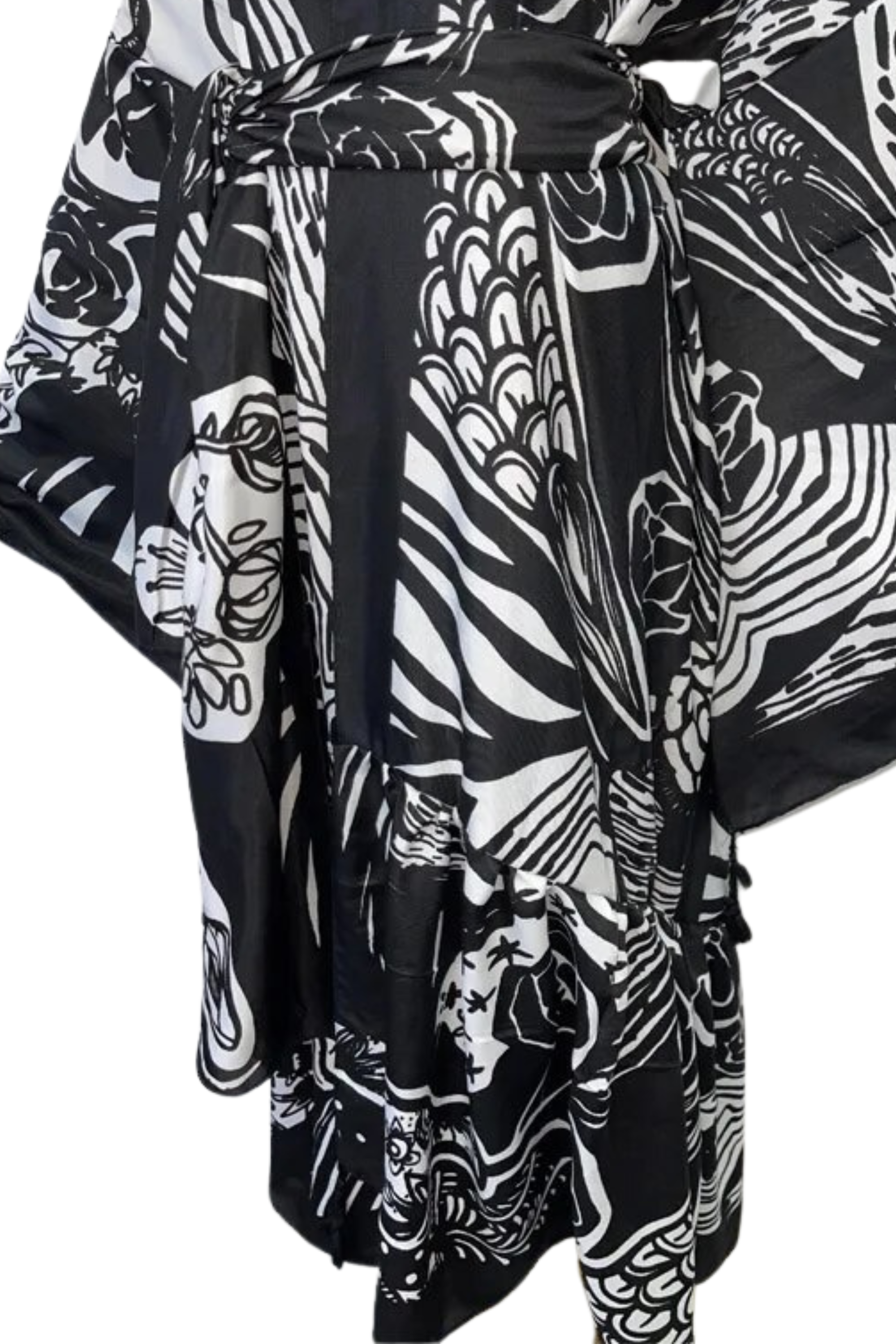 GOLDxTEAL black and white kimono dress.