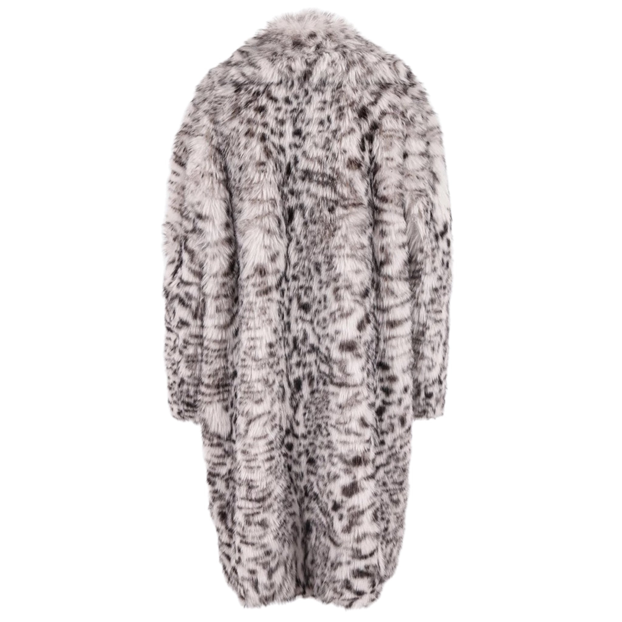 GOLDxTEAL faux fur printed oversized coat. Gorgeous loose vegan fur coat with large lapels.